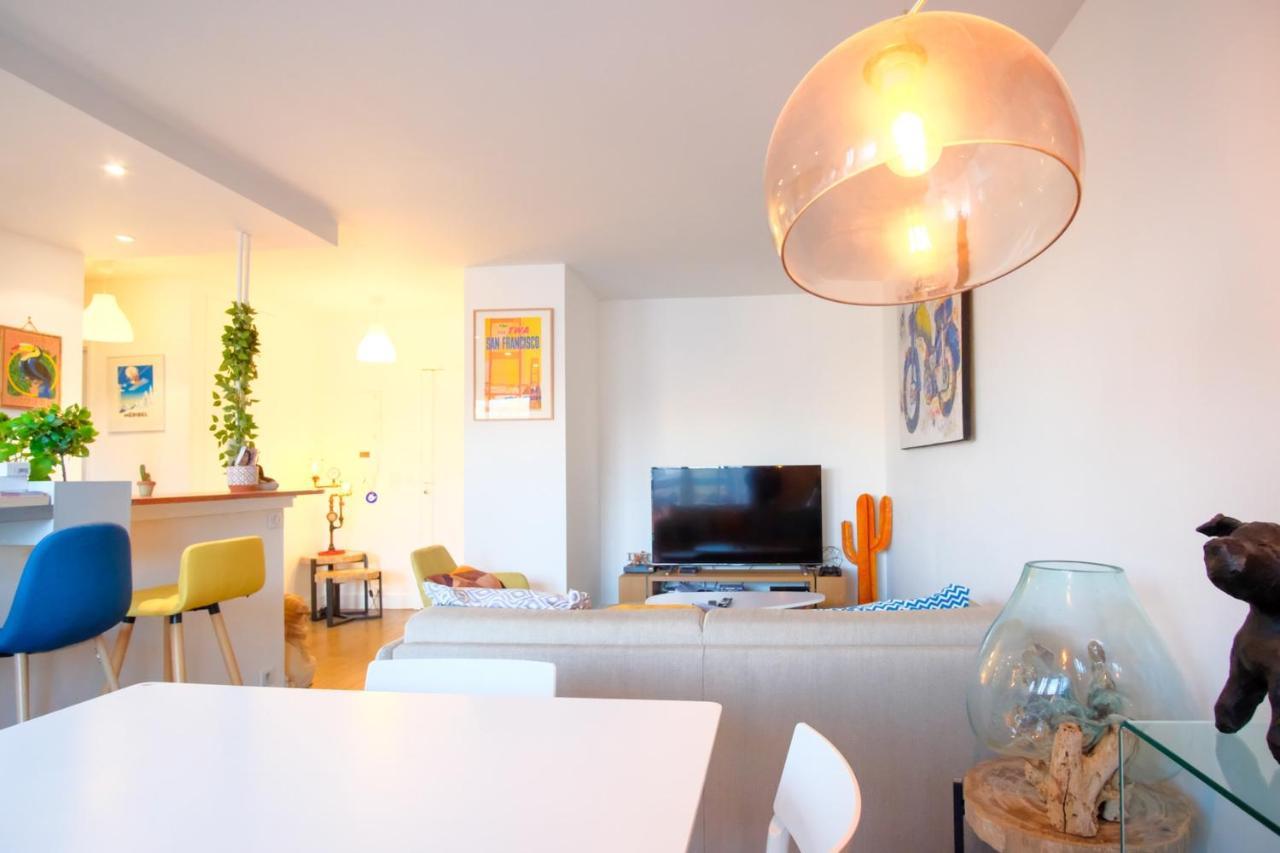 Beautiful And Bright Appt With Eiffel Tower View Apartment Paris Luaran gambar